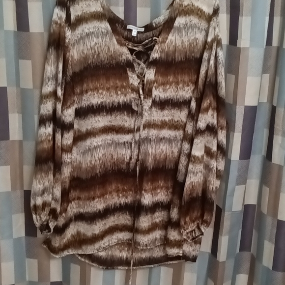 FINAL PRICE FASHION BUG beautiful brown, tan & beige laced up blouse Size 2X - Picture 1 of 3